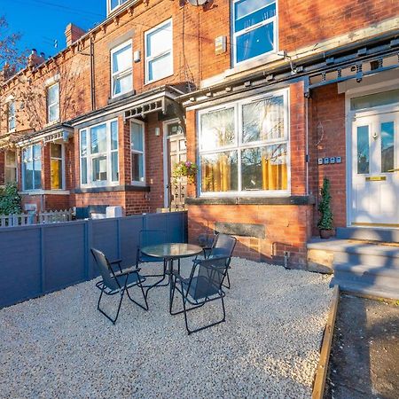 *Rc12S* For Your Most Relaxed & Cosy Stay + Free Parking + Free Fast Wifi * Leeds  Exterior photo